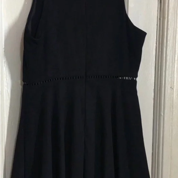 Forever 21 Floral Embroidered Lace Trim Sleeveless Mini Dress Size M - Picture 8 of 9